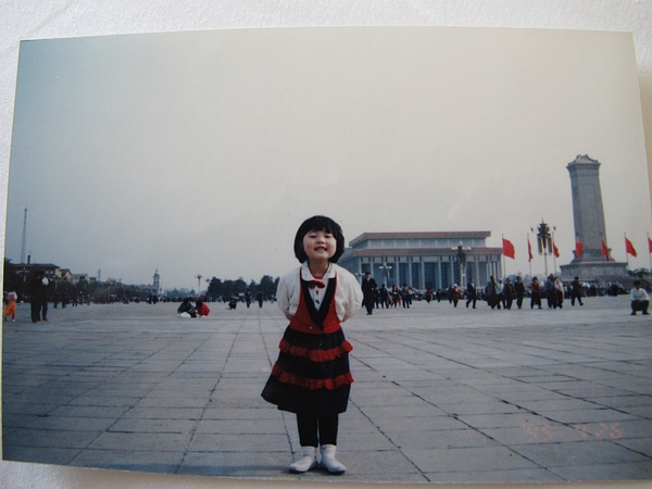 6岁在北京~小圆脸还是很萌的wwww【可惜现在。。。。（烟